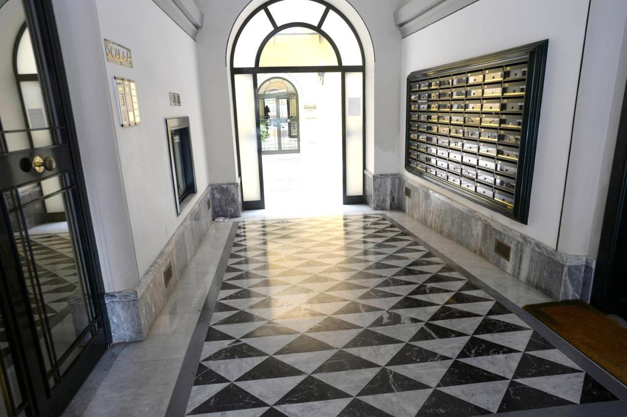 Mecenate Deluxe Colosseum Rome Exterior photo